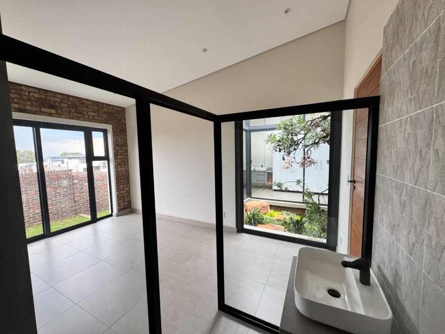 3 Bedroom Property for Sale in Helderzicht Eco Estate North West